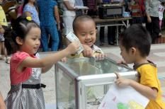 Quyên góp cho trẻ em vùng cao "Bữa cơm có thịt"